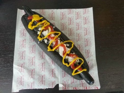 black-hot-dog-550x412