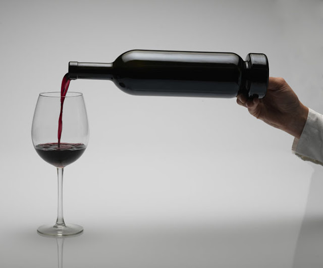 sticla-de-vin-cu-decantor