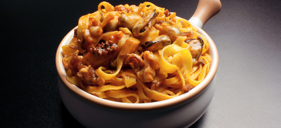 Tagliatelle-al-sugo-di-pesce
