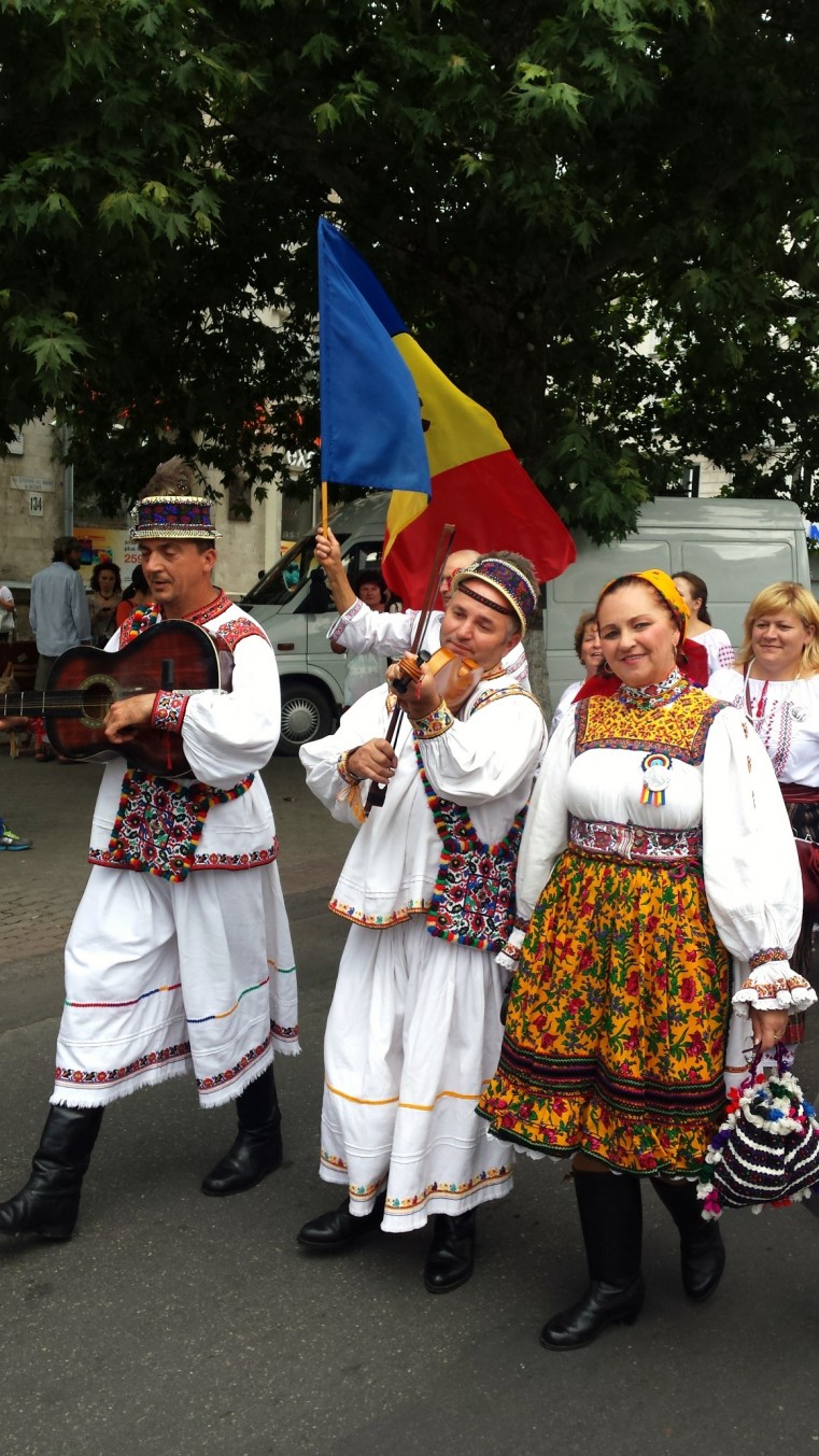 mesagerii tarii oasului