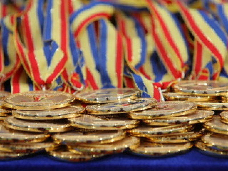 3-medalii-de-au-pentru-romani-la-campionatul-european-de-lupte-al-poli-i-tilor