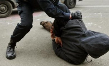 Bărbat arestat pentru omor în Satu Mare, după o agresiune violentă în plină stradă. Victima a decedat la spital