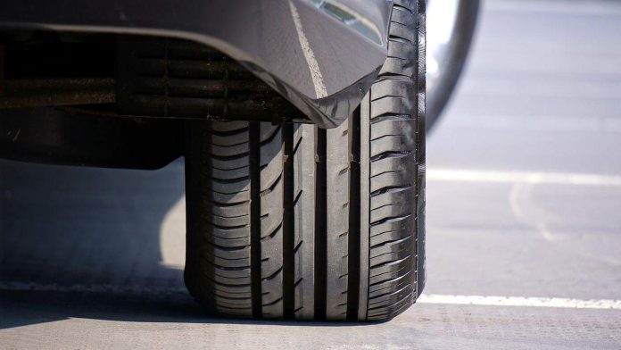 tyre-g6b37476fd_1280