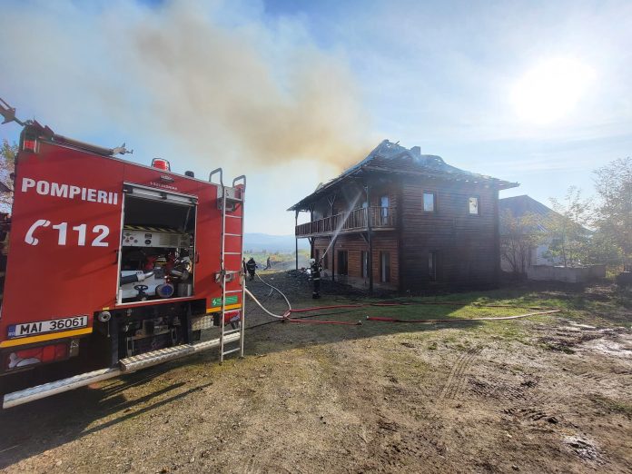 incendiu cabana