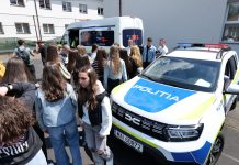 Acțiuni preventive în școlile din Satu Mare: peste 400 de copii și elevi, instruiți de polițiști