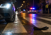 Femeie lovită pe trecerea de pietoni, în Satu Mare. Victima a ajuns la spital