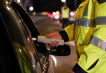 Polițiștii au depistat doi șoferi băuți în trafic, în Negrești-Oaș și Gherța Mică