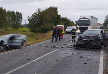 A vrut să evite impactul, dar a intrat pe contrasens! Accident între Apa și Seini, o femeie a ajuns la spital