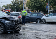 Carambol cu 4 mașini în Satu Mare! Un șofer a ajuns la spital după un impact în lanț