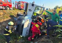O persoană a rămas încarcerată în urma unui accident rutier petrecut în Botiz