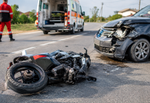 Un motociclist a ajuns la spital după ce o mașină a intrat în coliziune cu motocicleta sa, în localitatea Apa