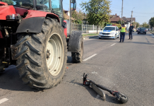 Accident între un tractor și o trotinetă pe strada Aurel Vlaicu din Satu Mare