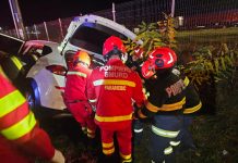 Tânără de 20 de ani, descarcerată după ce autoturismul a ajuns într-un șanț între Medieș și Băbășești